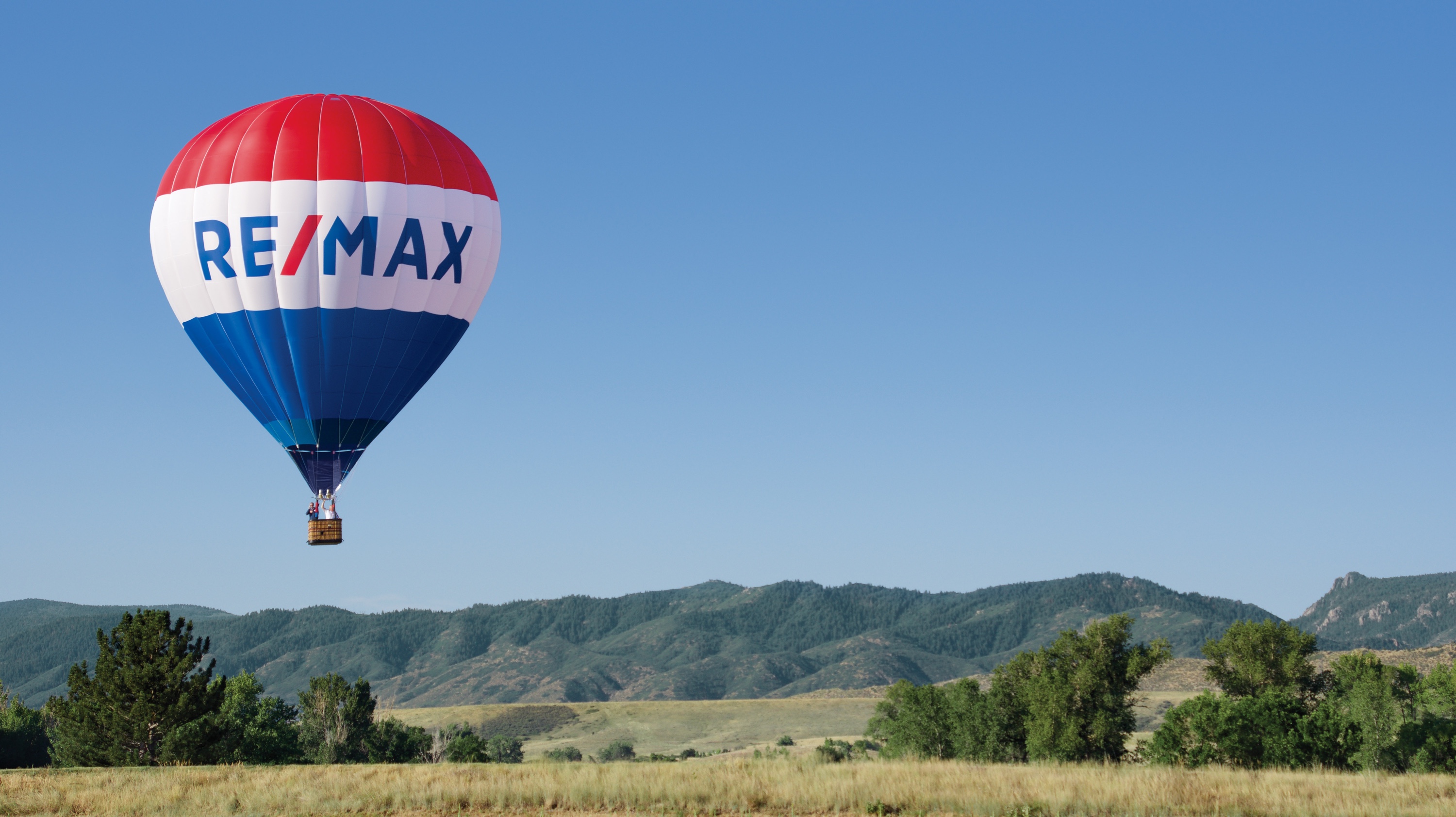 About RE/MAX